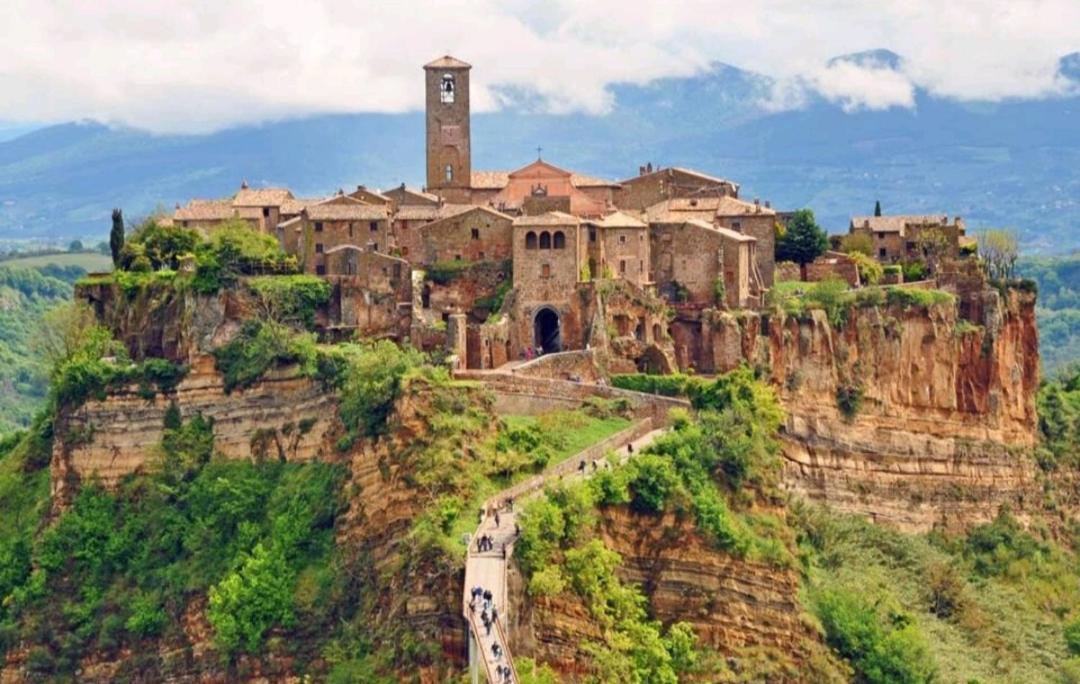 Juliet Holiday House Villa Castiglione In Teverina Екстериор снимка